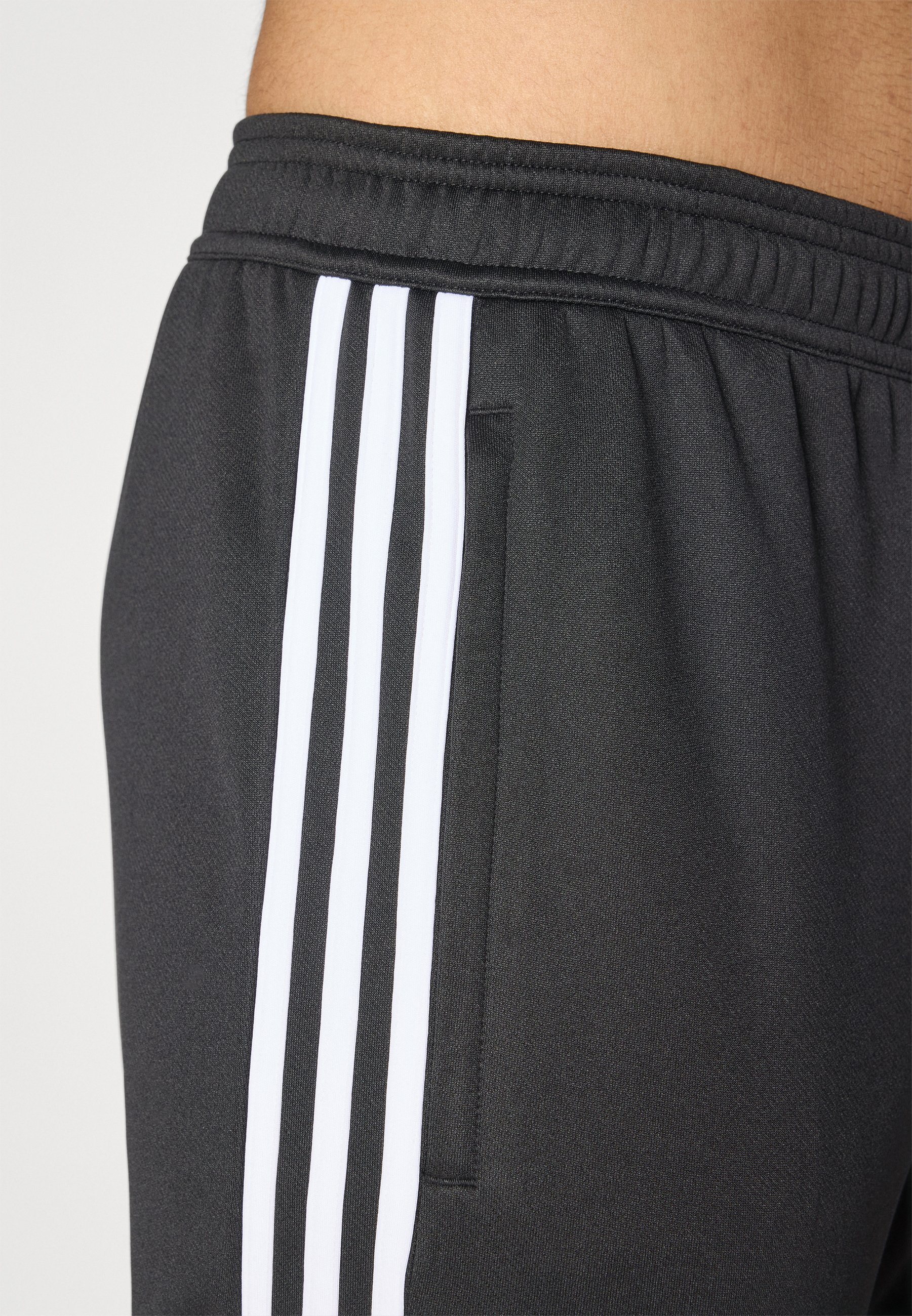 adidas Performance TIRO25 ESSENTIALS WINTERIZED TRAINING PANTS - Trainingsbroek - zwart/wit