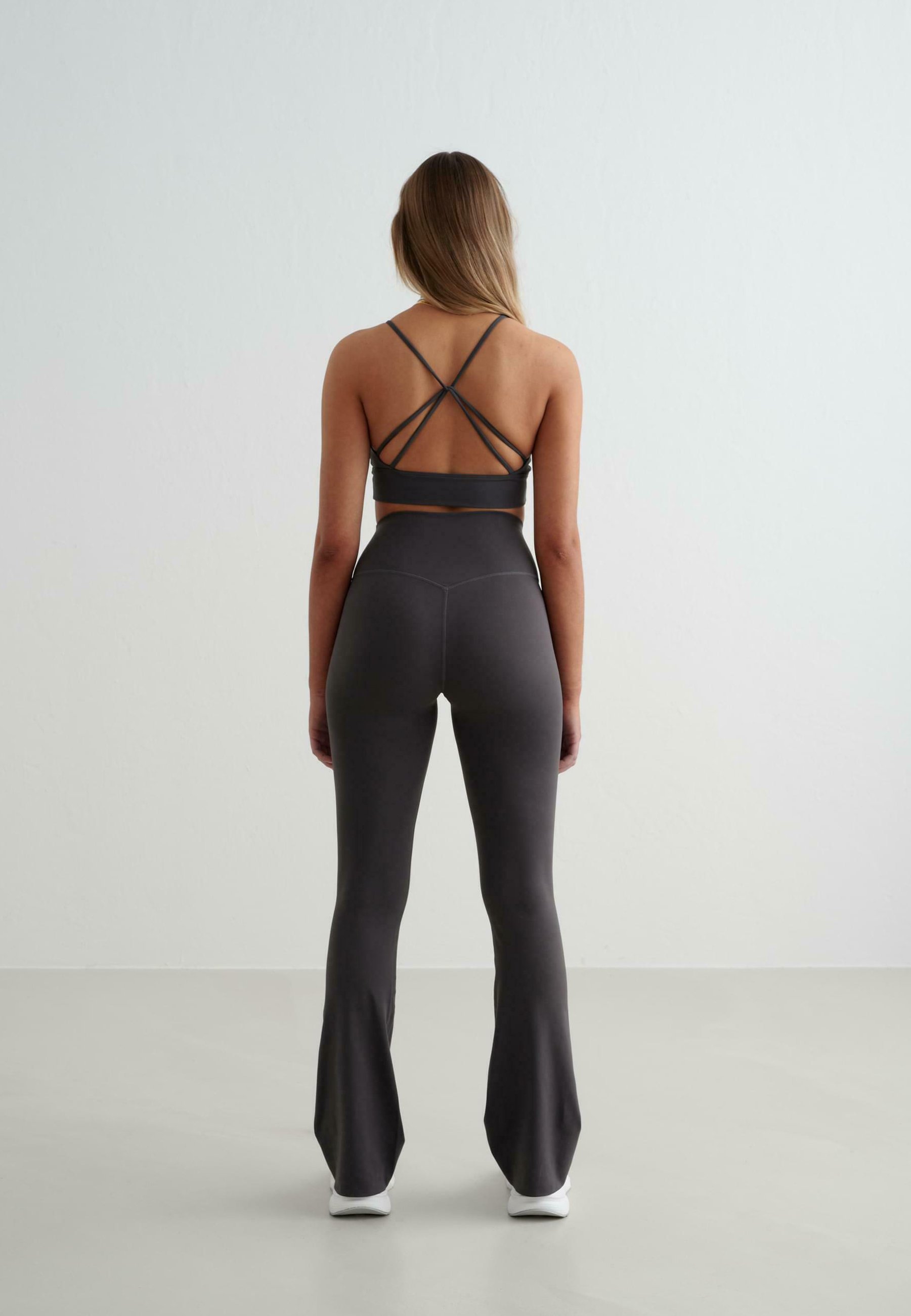 aim'n® SENSE FLARE - Legginsit - Housut - grey