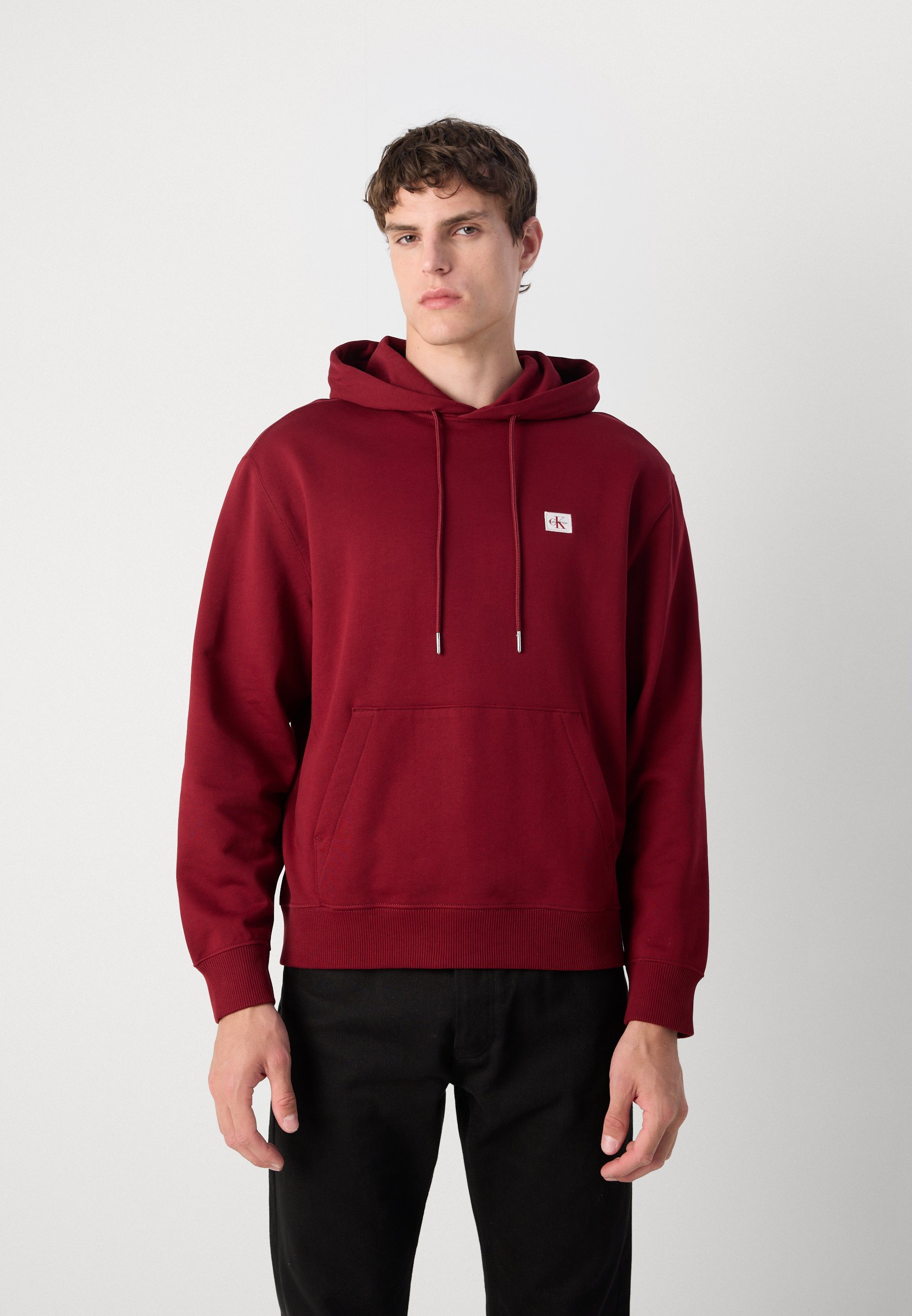 Calvin Klein Jeans BADGE HOODIE - Sweatshirt - renaissance rood