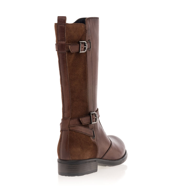 Botas marrones para niña