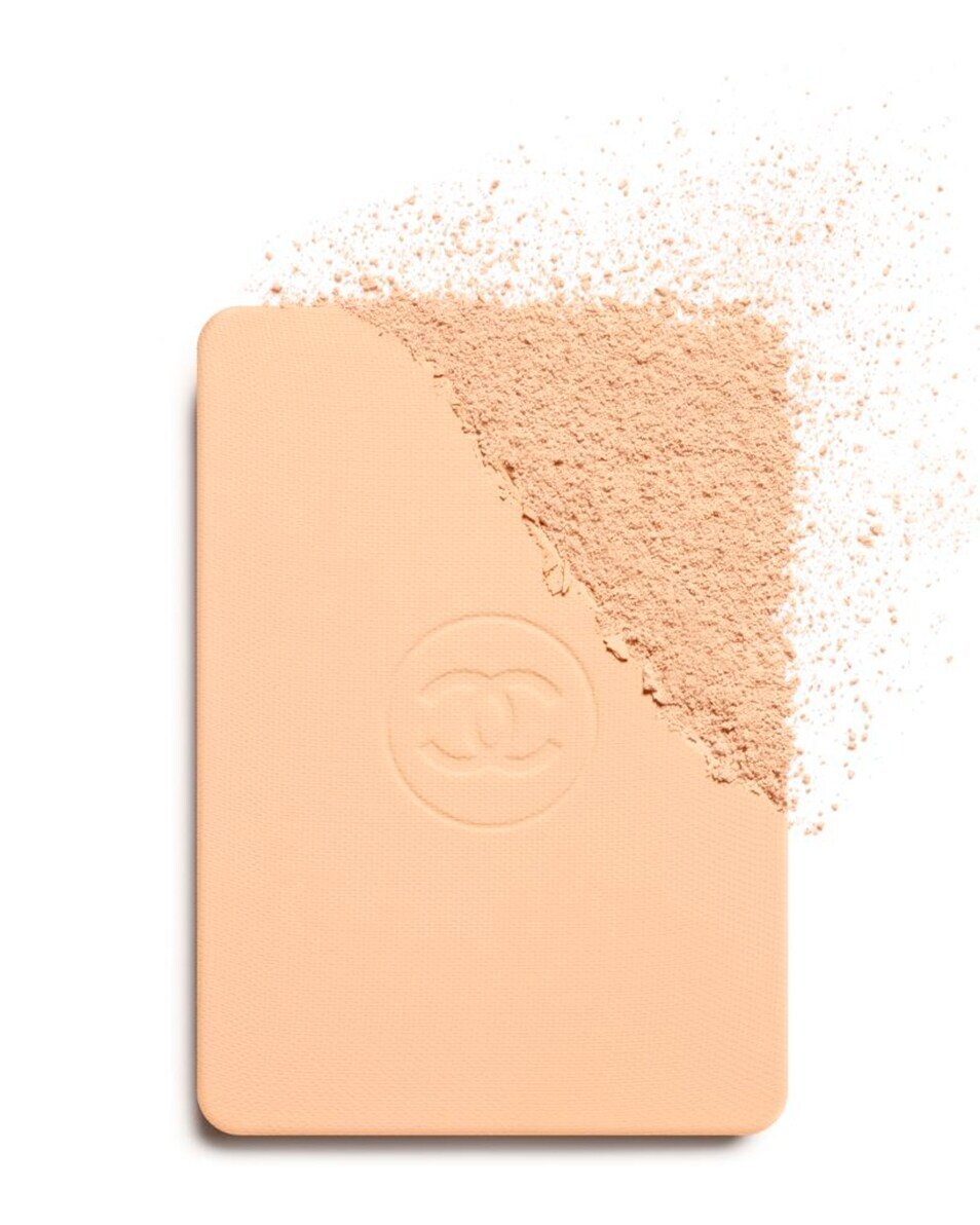 CHANEL ULTRA LE TEINT FOND DE TEINT COMPACT LONGUE TENUE EXTRÊMEMENT CONFORTABLE AU FINI PARFAIT