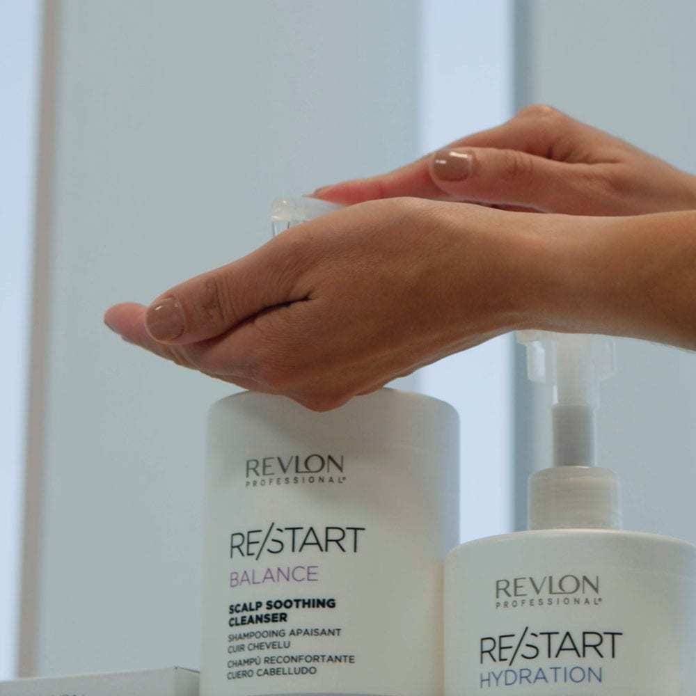 Revlon Professional šampon za kosu Restart RE/START™ BALANCE Šampon bez sulfata, umirujući šampon za vlasište – 250 ml