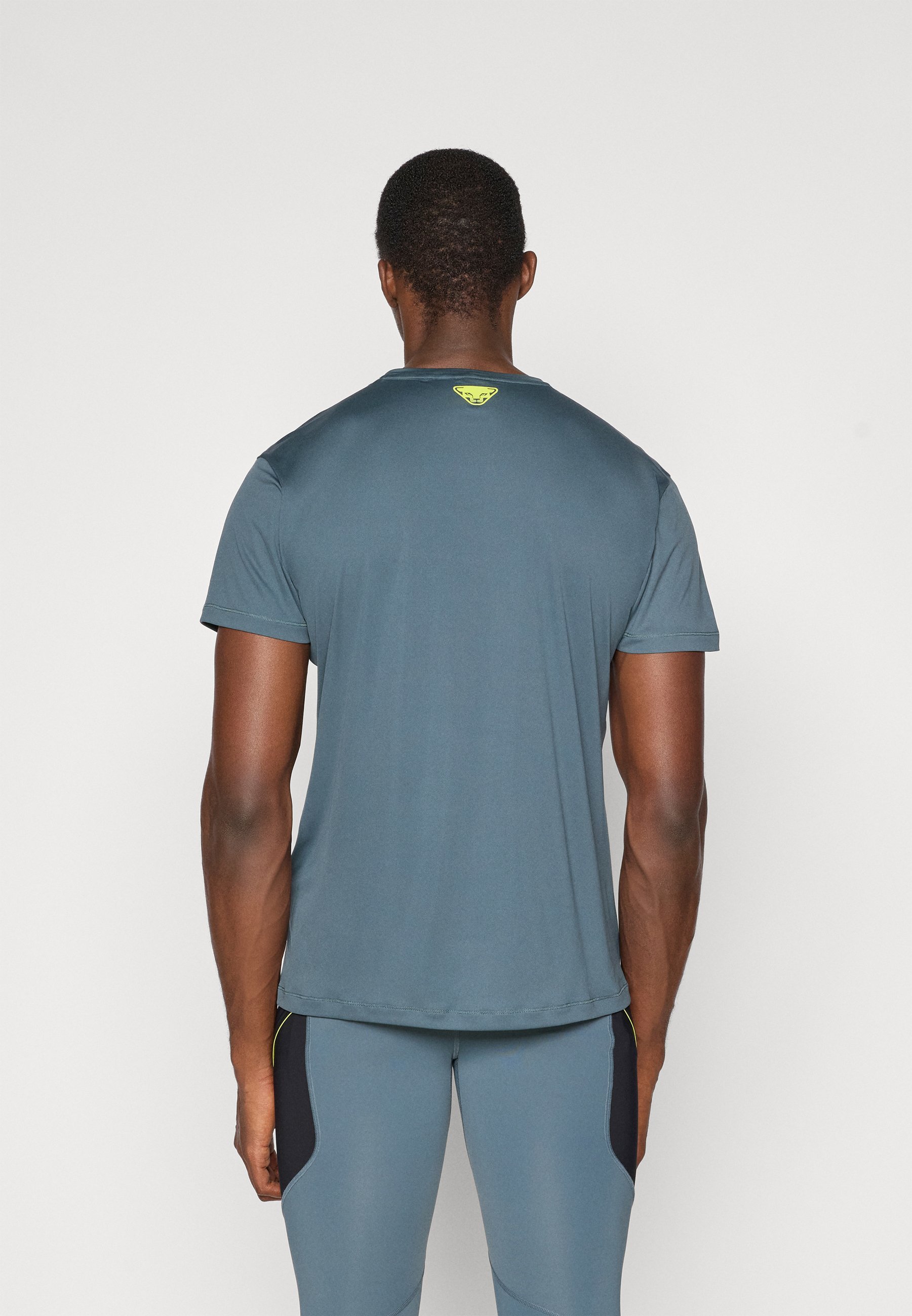 Dynafit TRAVERSE TEE - Koszulka sportowa - żubrowa