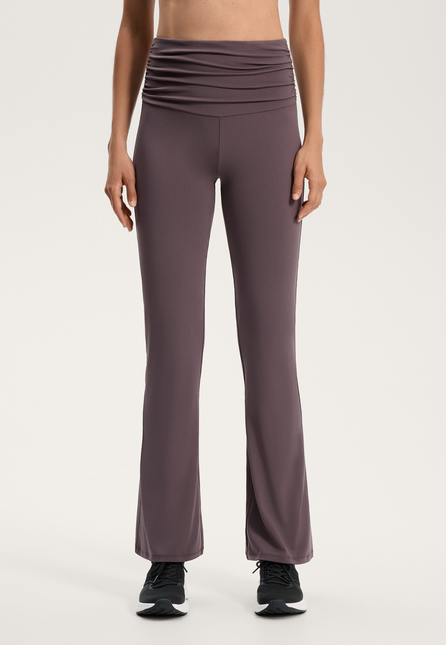 OYSHO RISE COMFORTLUX FLARE MIT GERAUFSATZ - Hose - meliertes Hellbraun