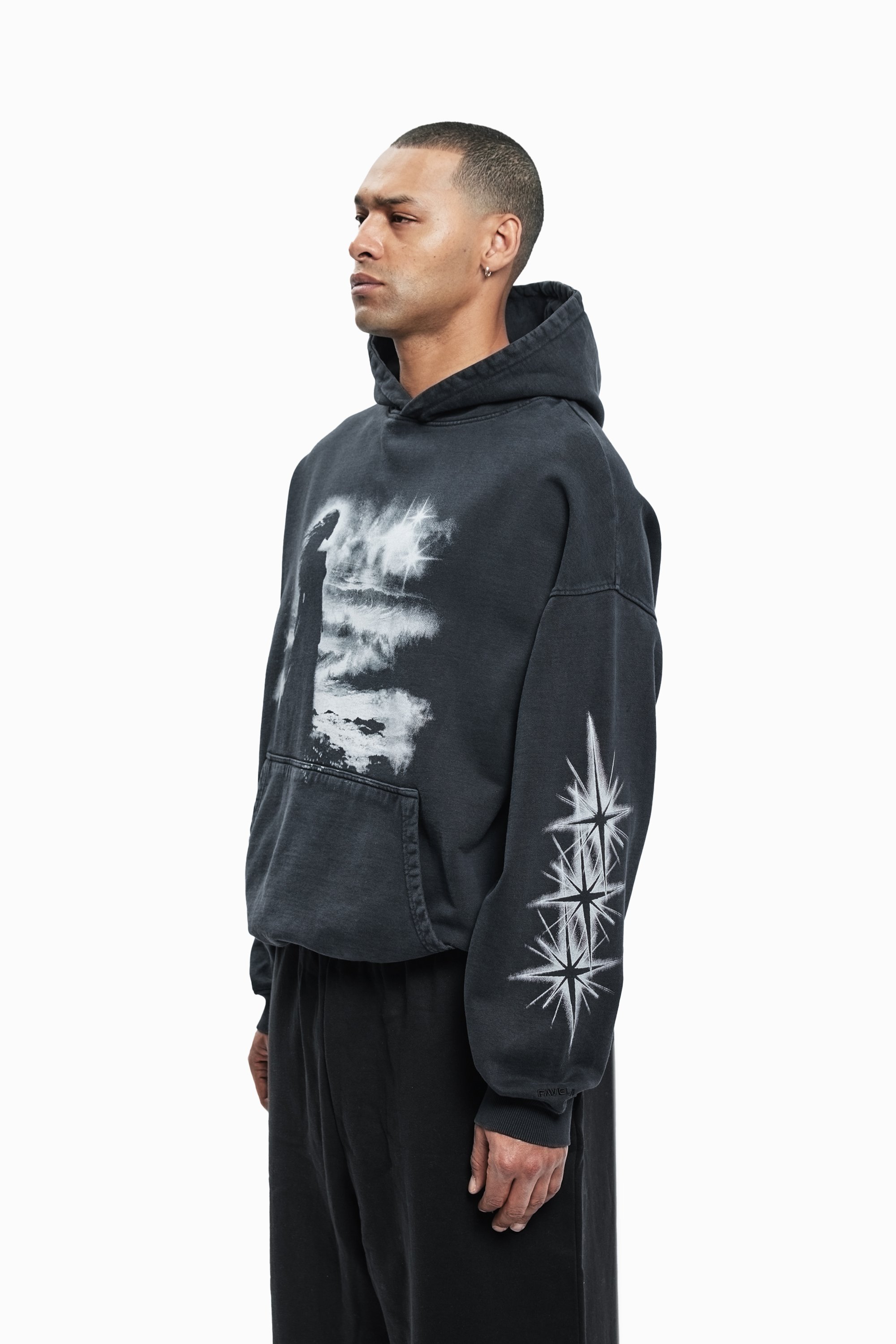 FAVELA Sweatshirts