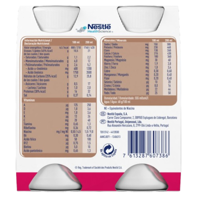 Meritene Clinical Extra Protein Mansikka Runsasproteiininen Suun kautta otettava ravintolisä 4 x 200 ml
