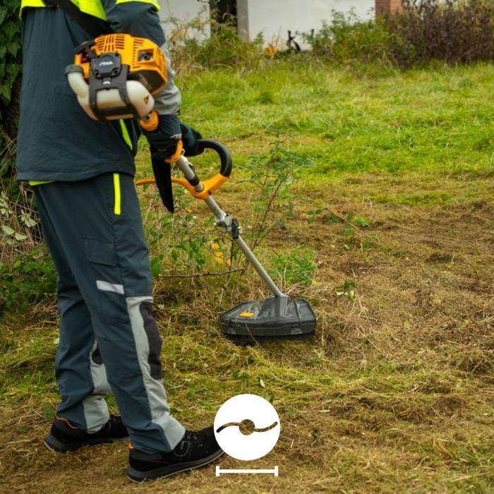STIGA MT 330 5-IN-1 BENZINE MULTIFUNCTIONEEL GEREEDSCHAP, 25,4 CM³, 0,7 KW – 3-LAAGS BLAD, TAP&GO-KOP – TUINONDERHOUD, SNIJDEN EN