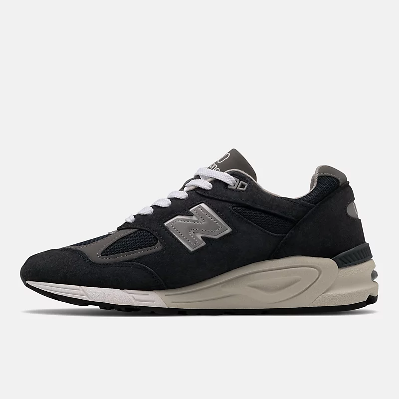 Męskie buty MADE in USA 990v2 Core – granatowe z białym