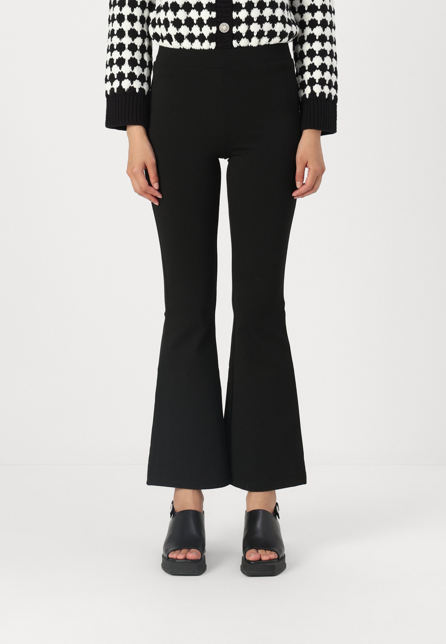Gina Tricot BROEK - Broek - zwart