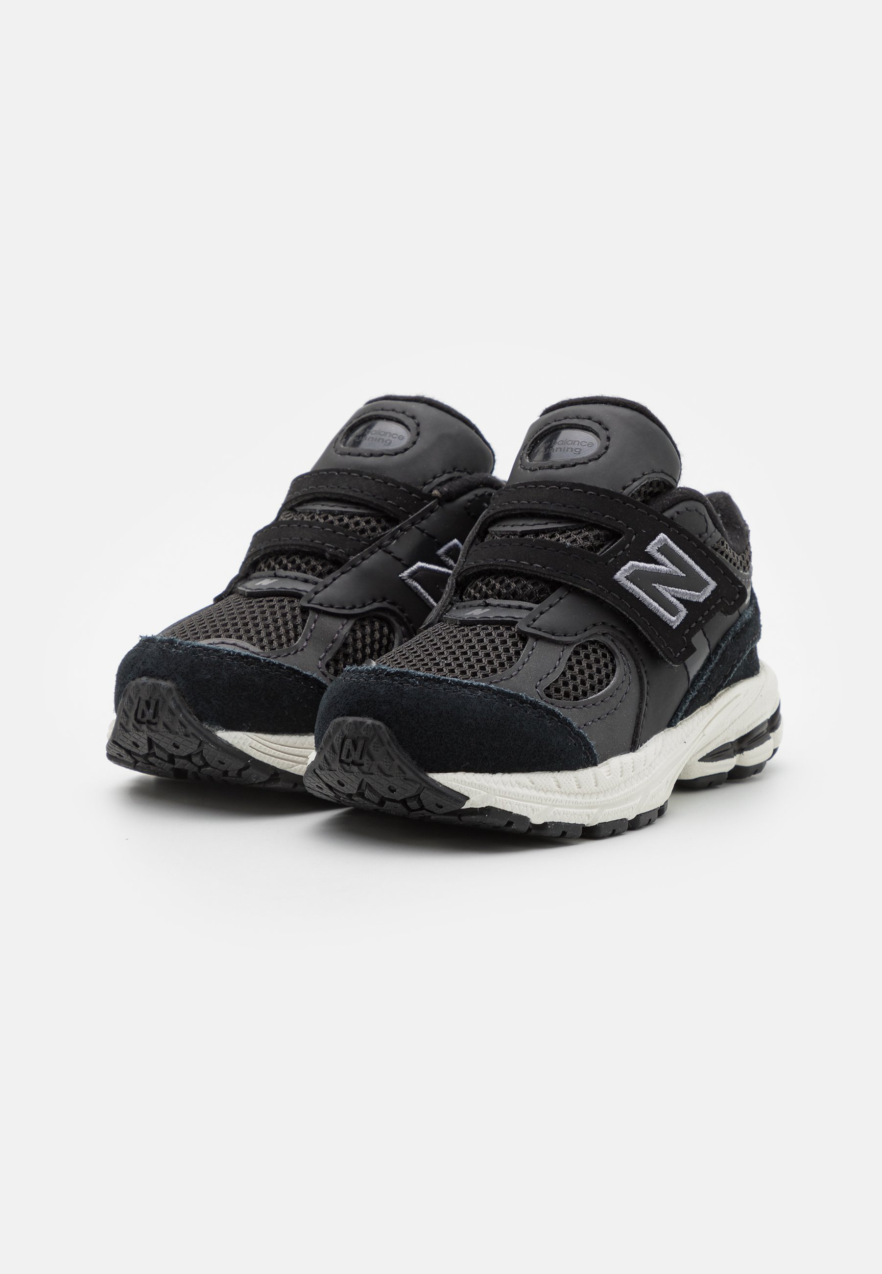 New Balance 2002 - Treningssko - svart