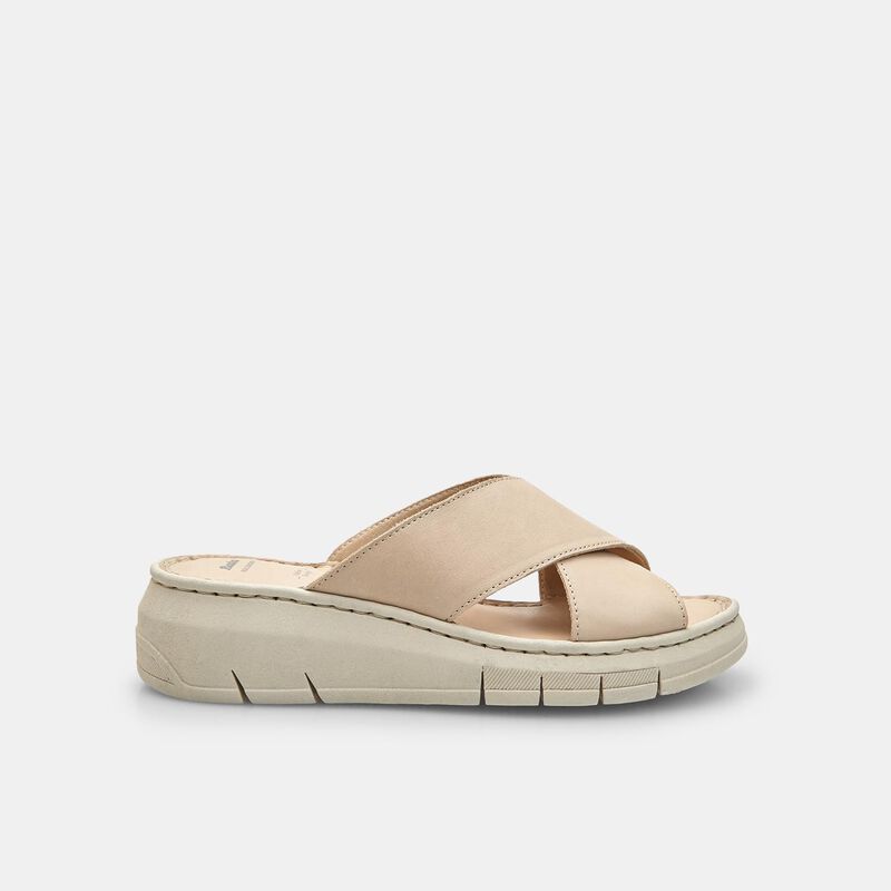 BATA női platform bőr szandál