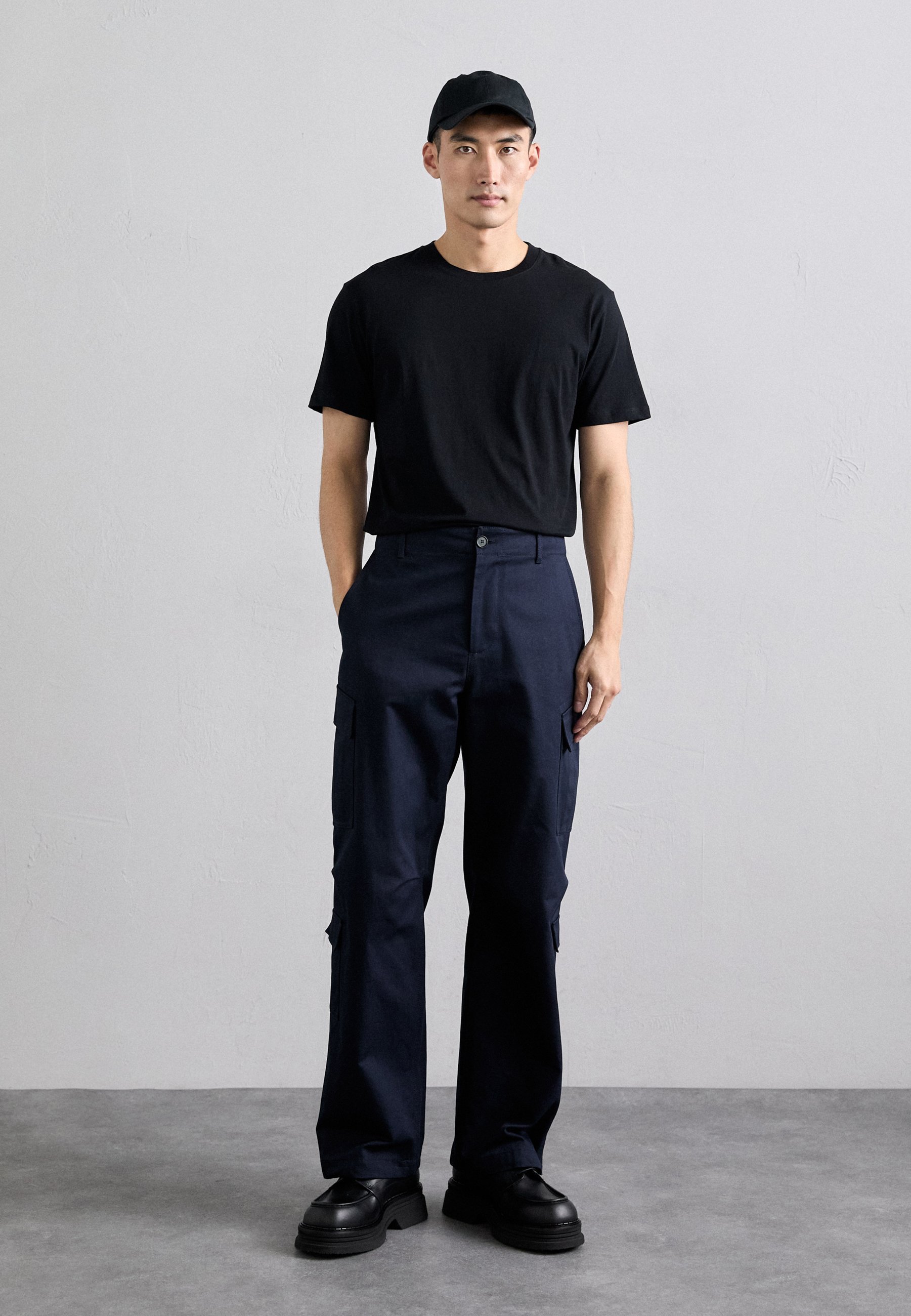 Tiger of Sweden DILLAN - Basic T-shirt - zwart