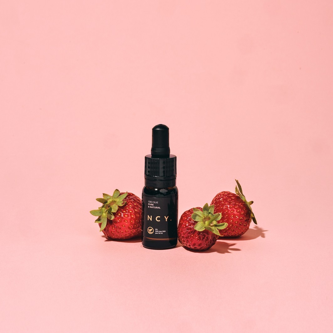 NCY Essentials додатак исхрани CBD уље јагоде 5% - 10 мл