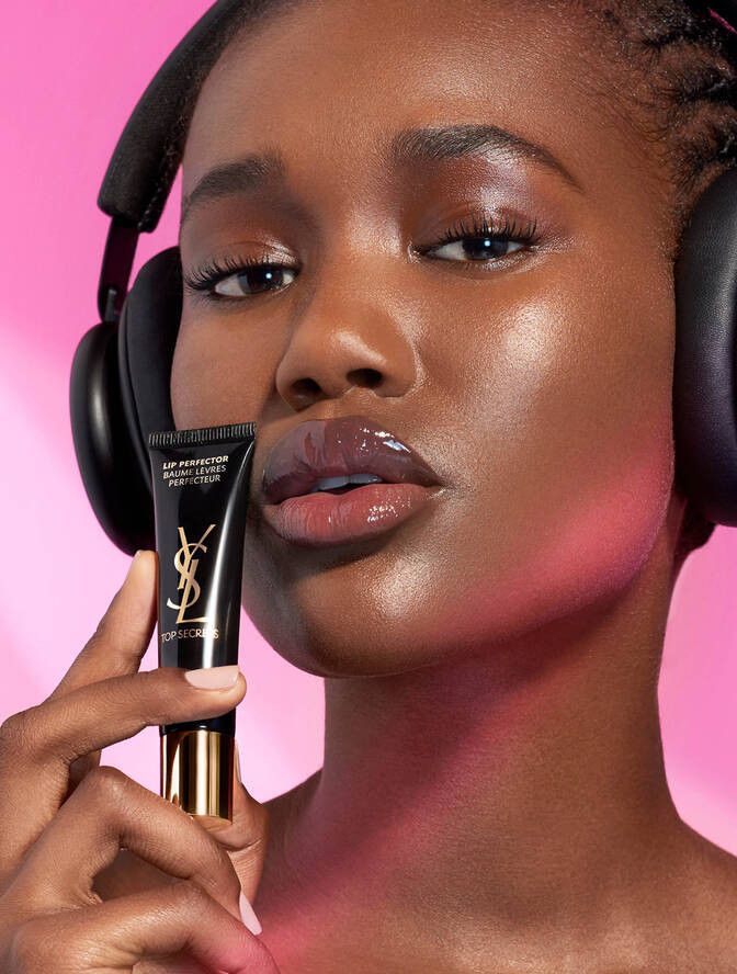 Top Secret Lip Perfector Treatment Balzamy na pery a luxusná starostlivosť