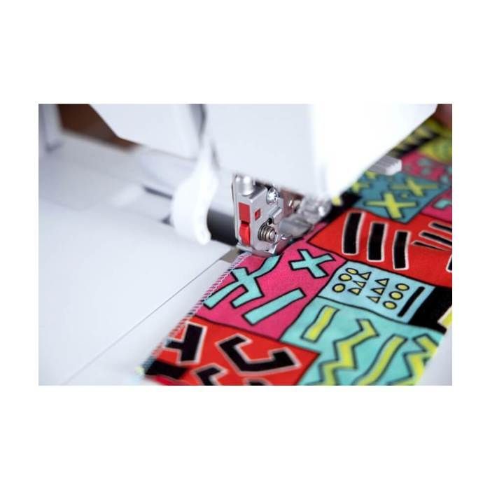 Surjeteuse BERNINA L860