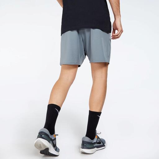  Nike Totality