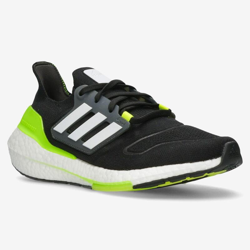 adidas Ultraboost 22