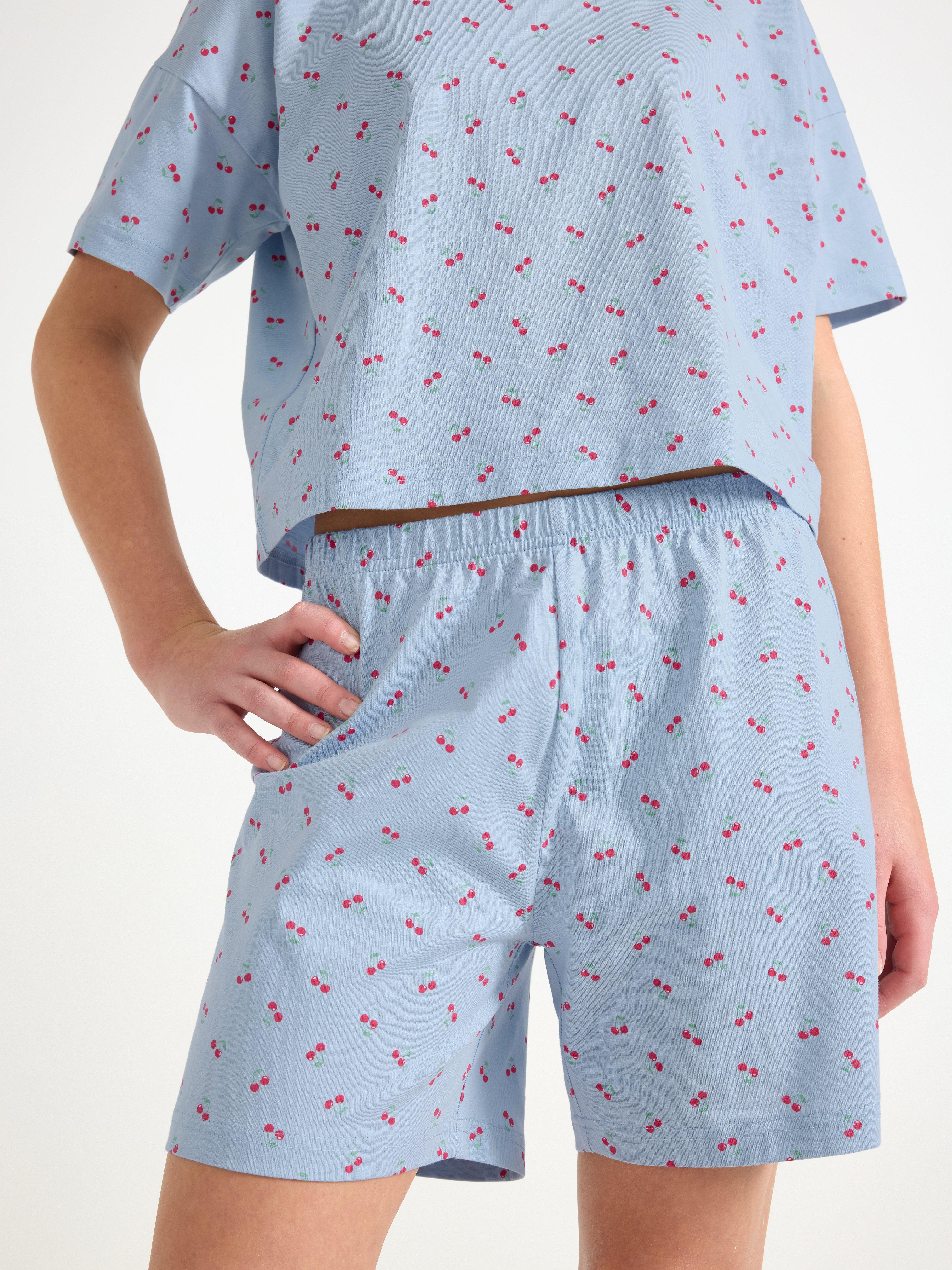 Pijama azul claro