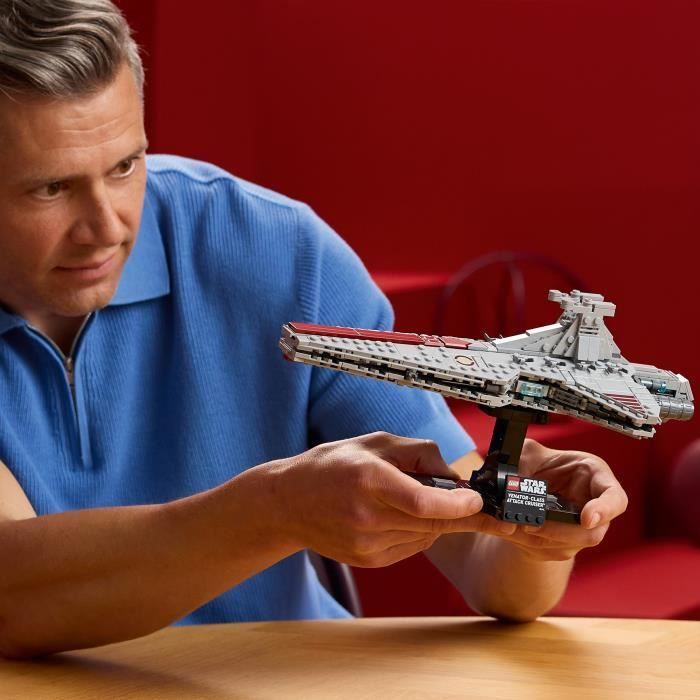 LEGO Star Wars 75441 Le Croiseur d’Assaut de Classe Venator - Set pour Adulte - Vaisseau