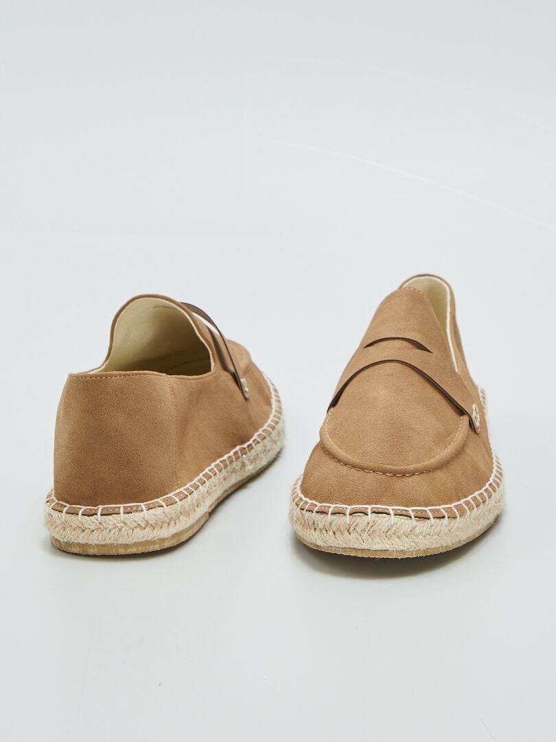 Alpargatas estilo mocassim - MARROM