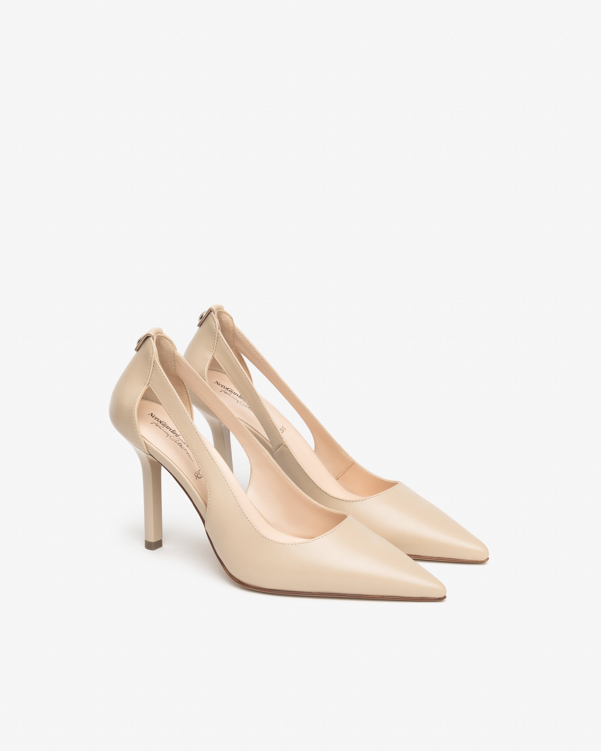  Damen-Pumps aus Leder