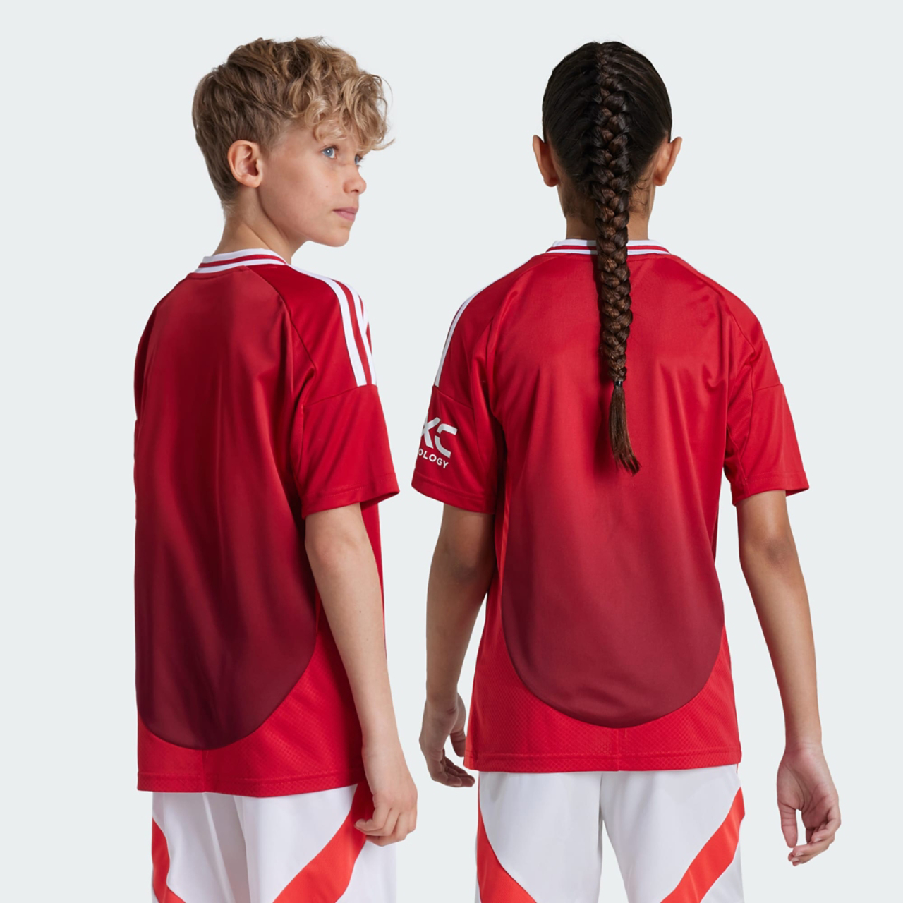 adidas Manchester Unitedin kotipelipaita 24/25