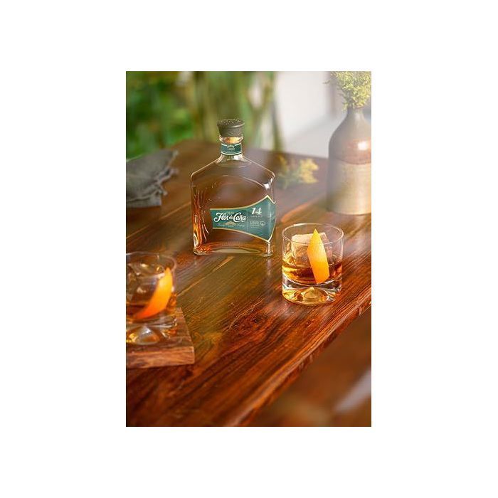 Flor de Caña - 14 Year Old - Aged Rum - Nicaragua - 43.0% ABV - 70cl with gift box