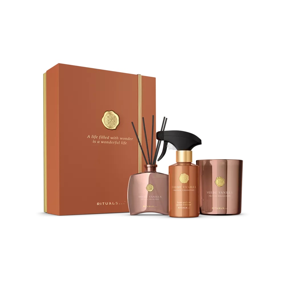 Privati kolekcija „Suede Vanilla“ dovanų rinkinys L kvapni žvakė 360 g, mini kvapiosios lazdelės 100 ml, namų kvepalai 250 ml