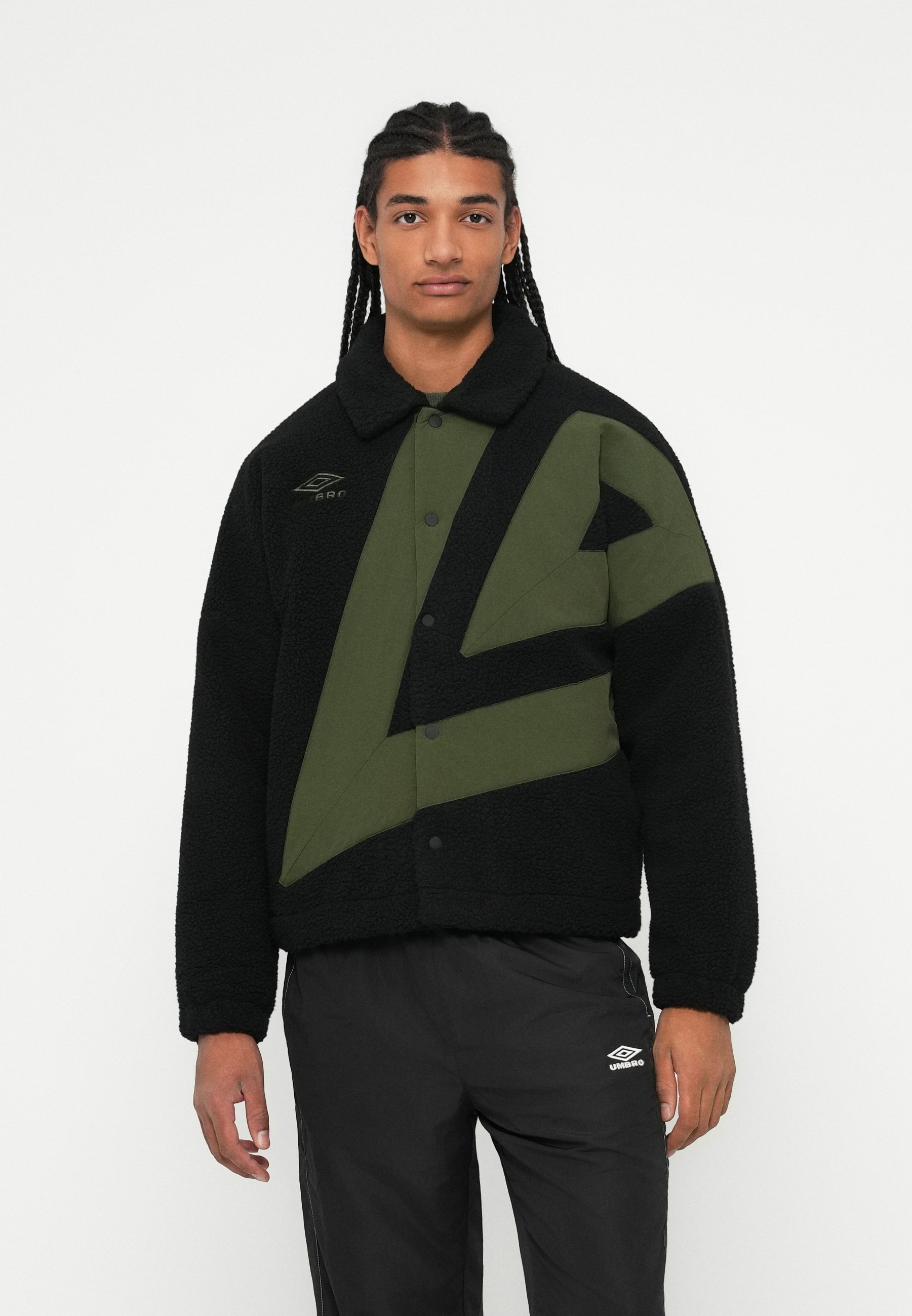 Umbro ACKET - Fleecejack - zwart/reistas