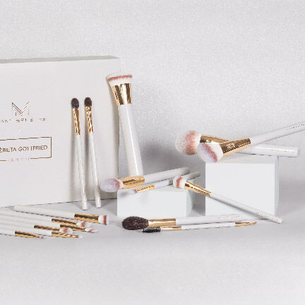 Many Beauty x Elizabeth Gottfried
