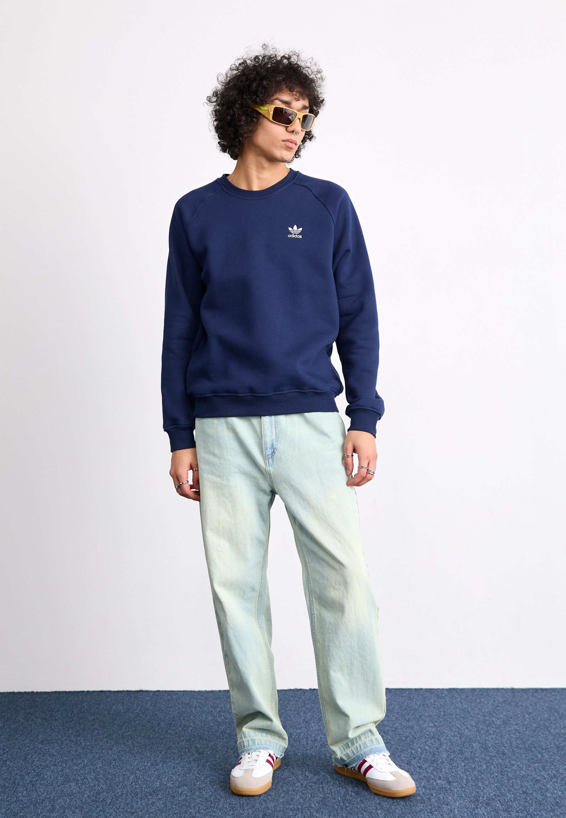 adidas Originals ESS CREW - Sweat-shirt - indigo nuit