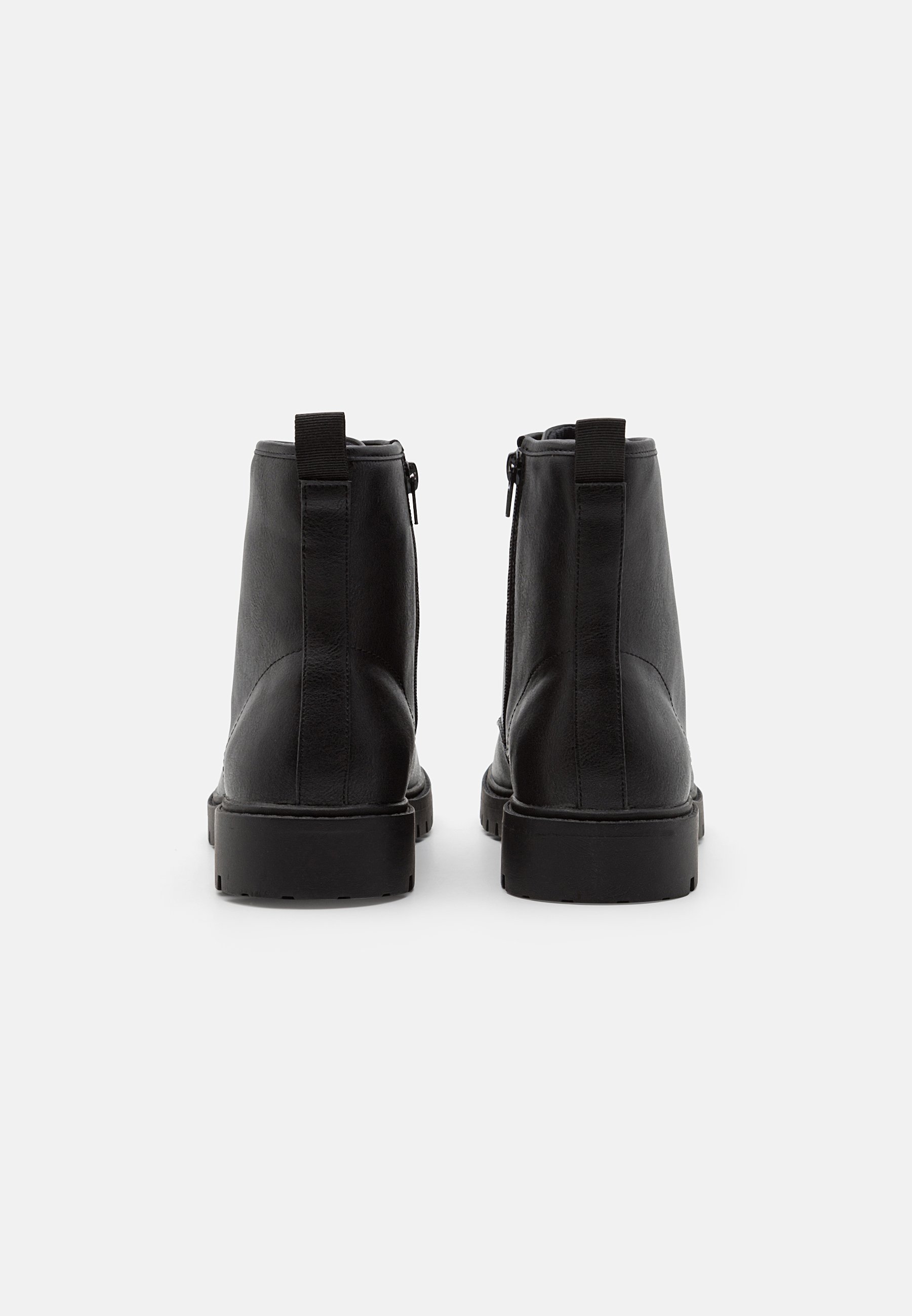 Pier One UNISEX - Enkellaarsjes met vetersluiting - zwart