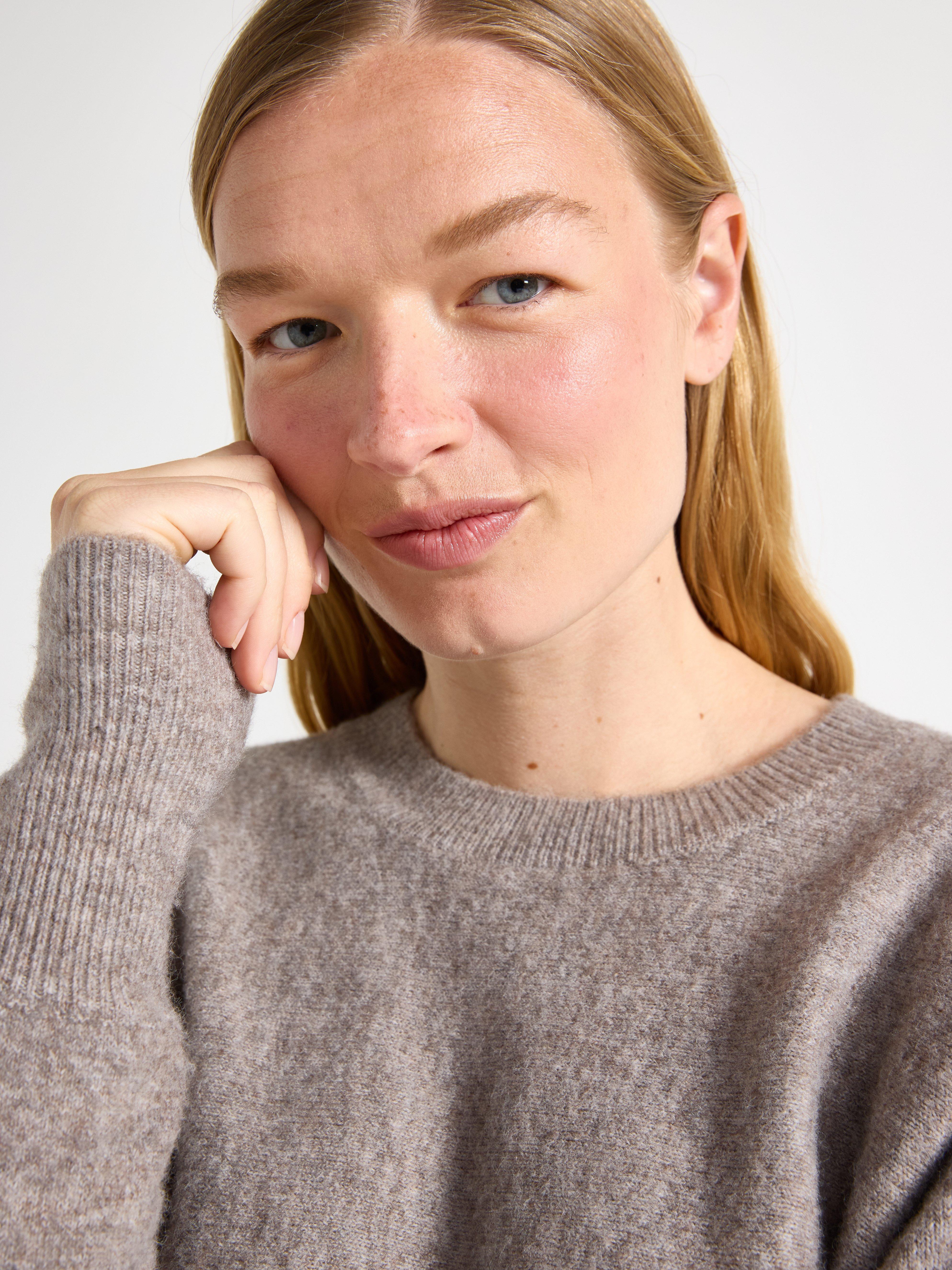 MOM sweater brown melange