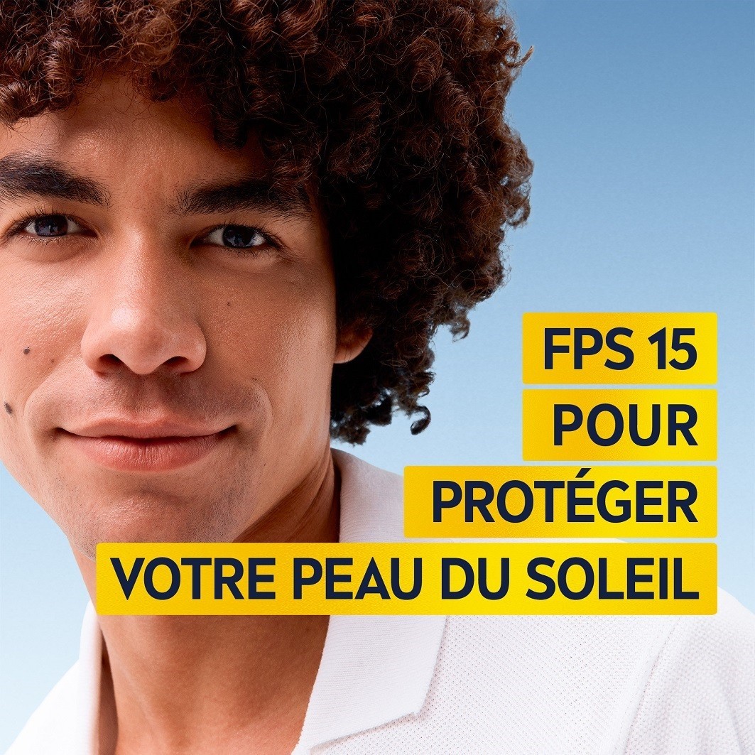 NIVEA Crème visage hydratant et protection solaire SPF15 peaux sensibles