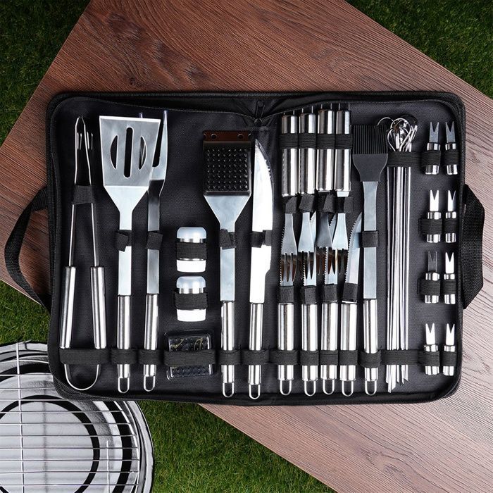 Set di utensili per barbecue VILDE da 33 pezzi - Acciaio inossidabile, custodia per il trasporto, pratici accessori per barbecue