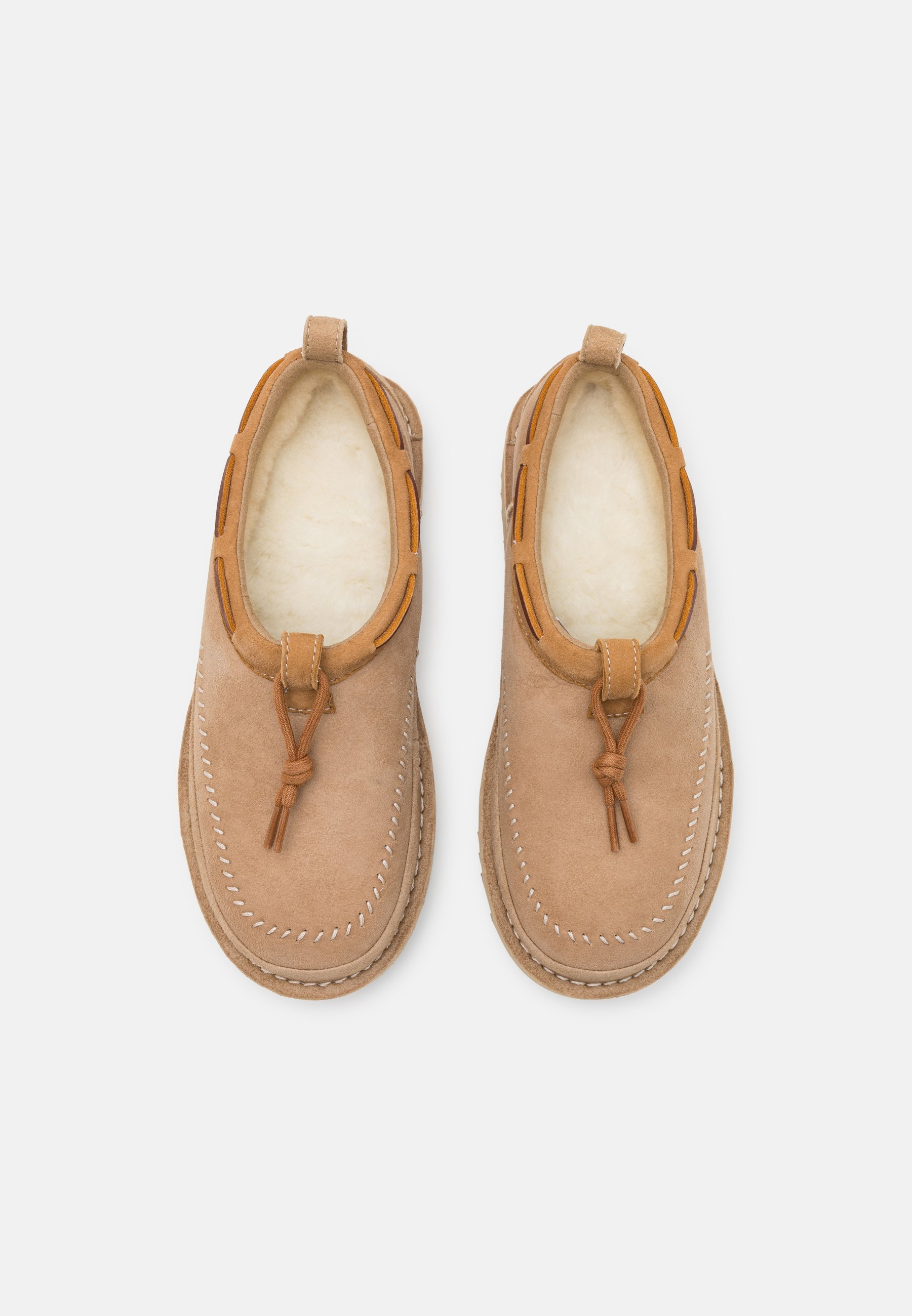 UGG TASMAN CRAFTED REGENERATE UNISEX - Instappers - zand