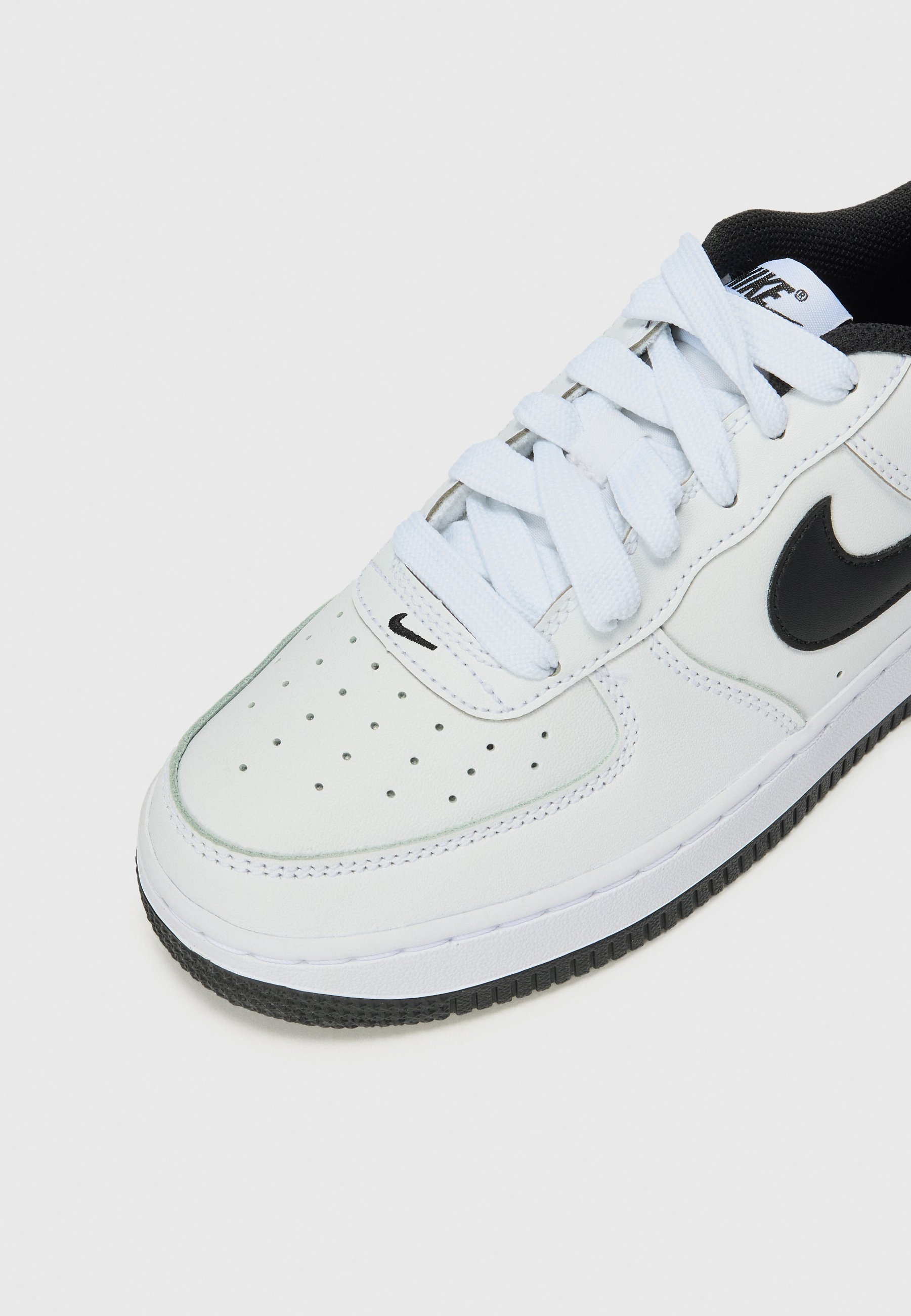 Nike Sportswear AIR FORCE 1 UNISEX - Sneakers - wit/zwart