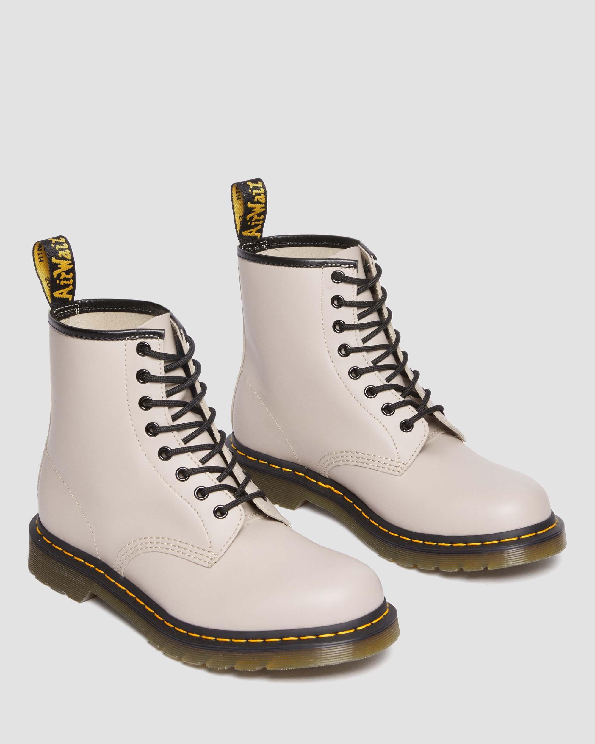 1460 Smooth Leather Lace Up Boots