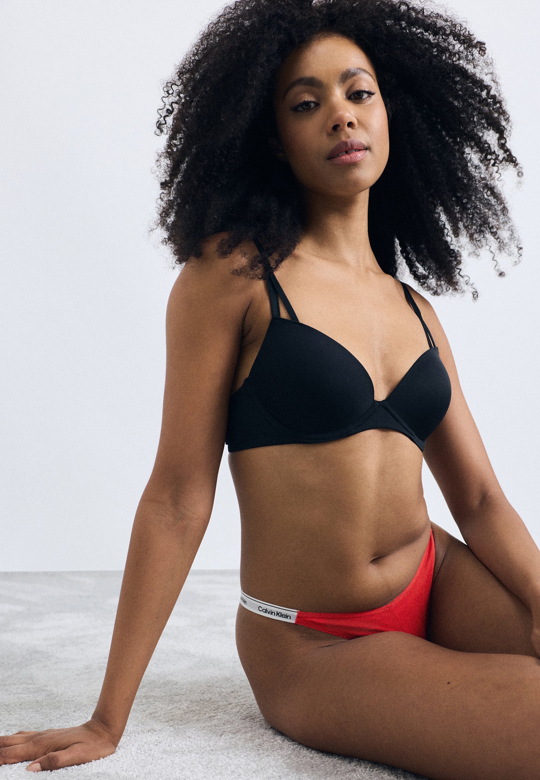 Calvin Klein Ondergoed DIPPED THONG - String - haast je