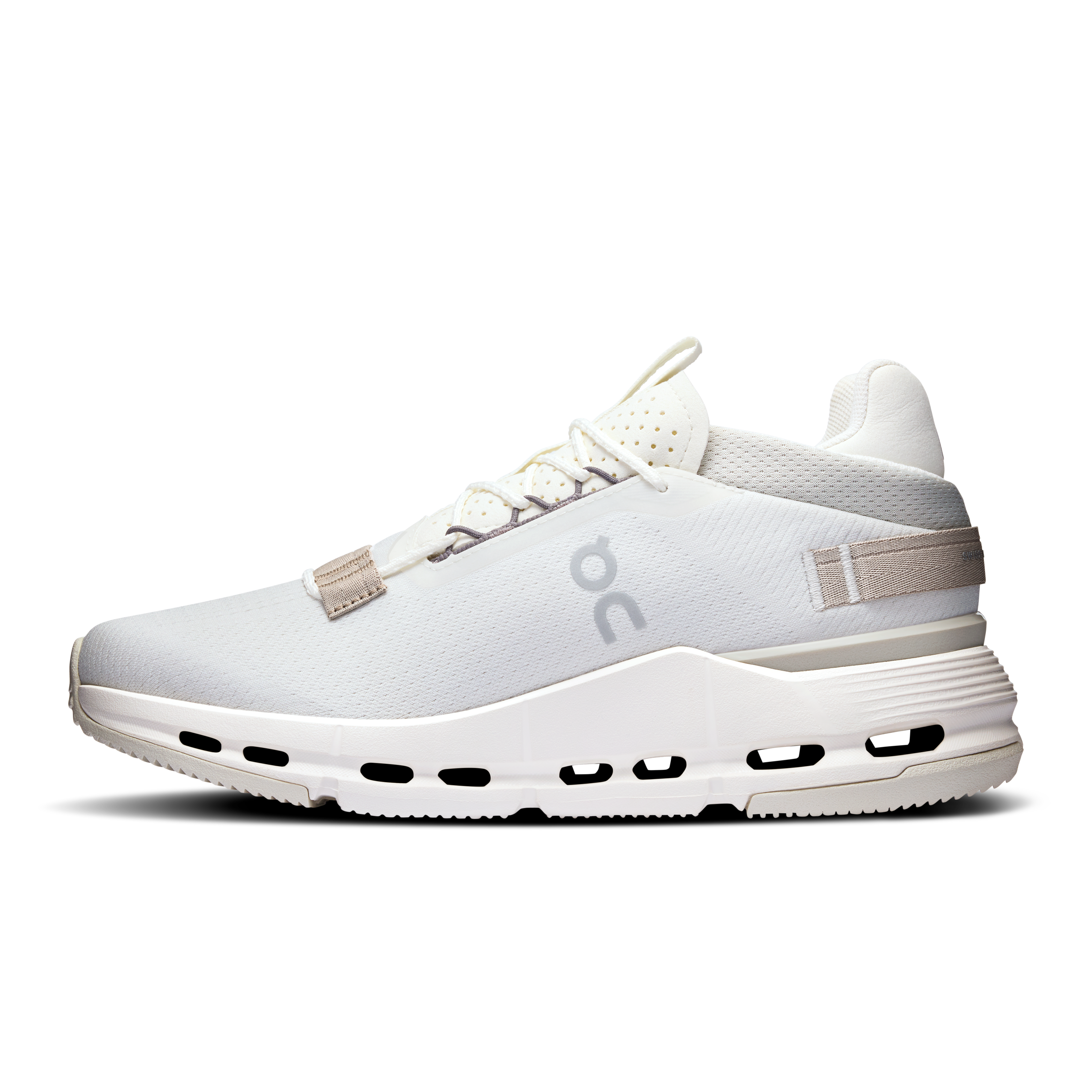 On Cloudnova 2 Damen Eis | Sand