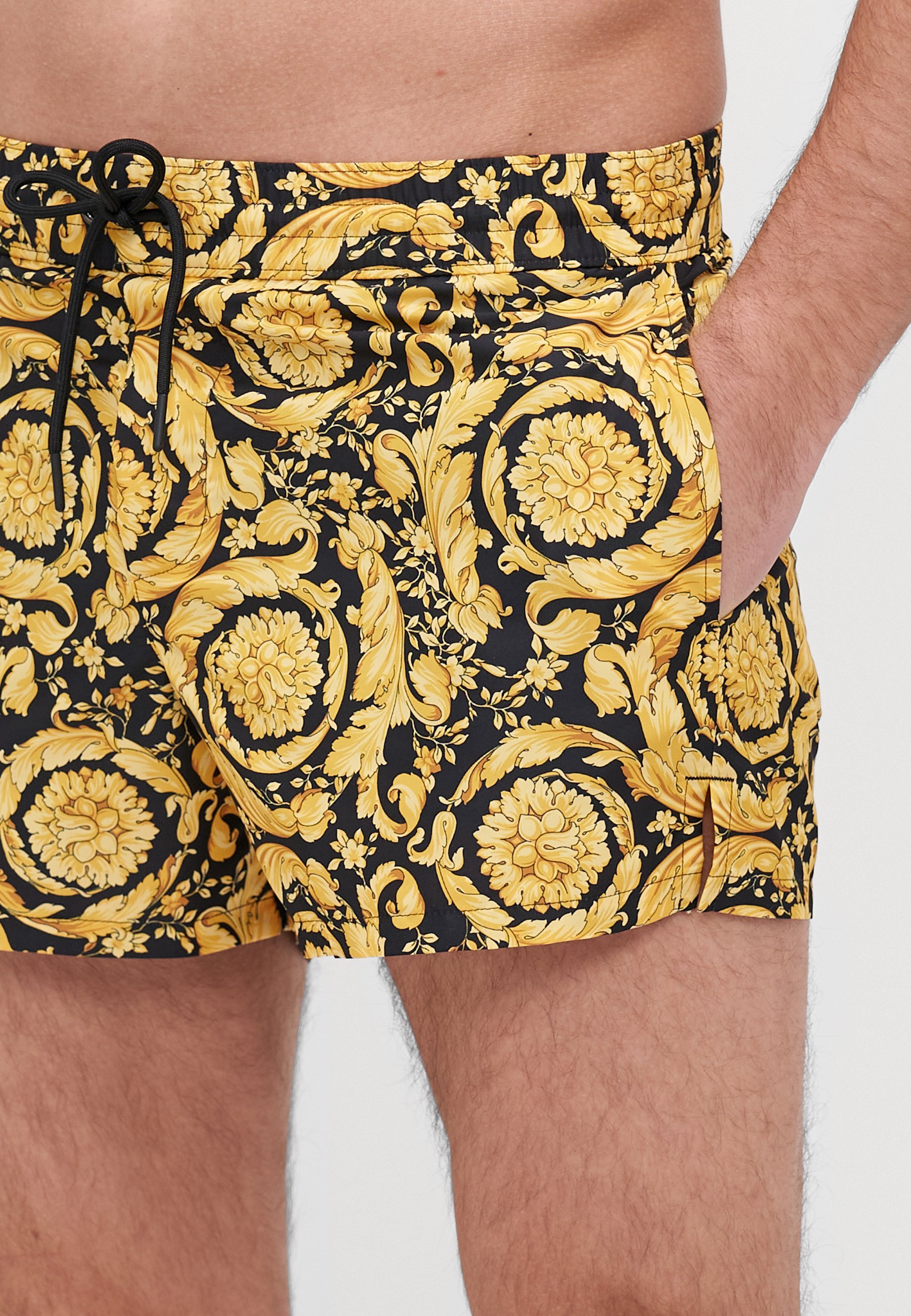 VERSACE SWIM BOXERS BAROCCO ALL OVER PRINT - Plavky - gold