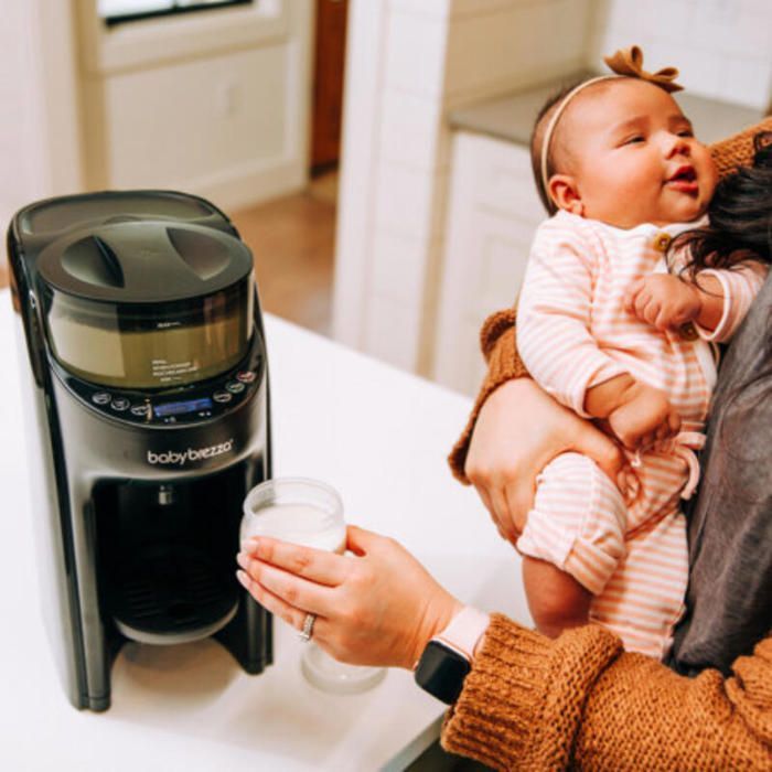 BABYBREZZA Formula Pro® Advanced All Black - Preparador automático de mamadeiras