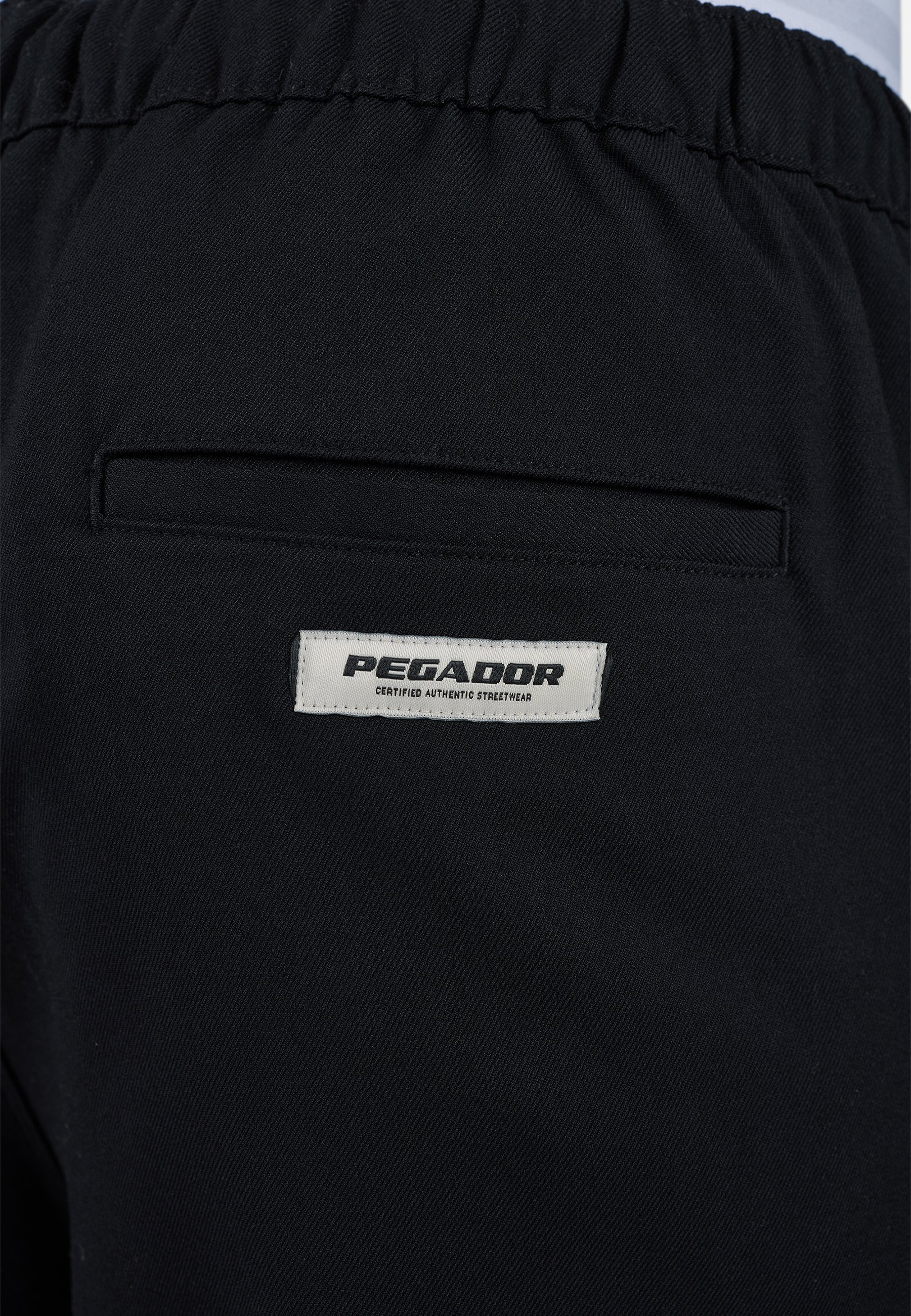 Pantalon élégant