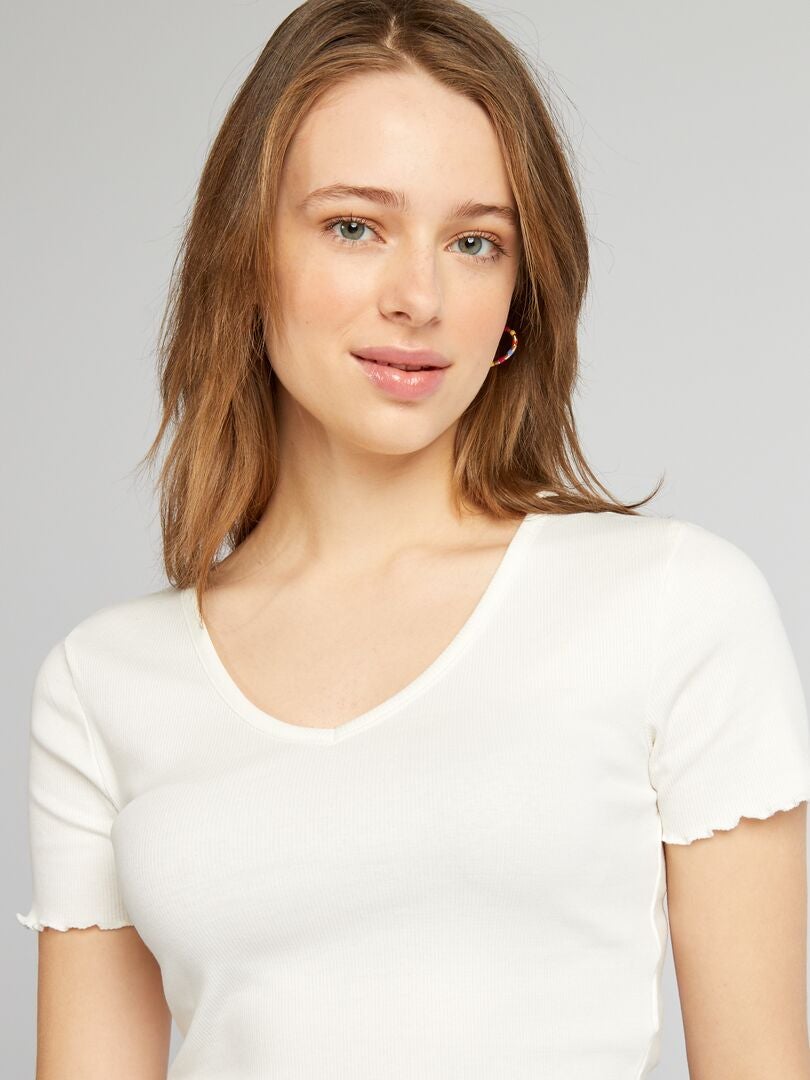 Crop-top met golvende randen - WIT