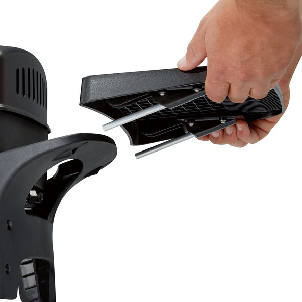 Draagbare gasbarbecue voor stedelijk gebruik, inclusief accessoires.