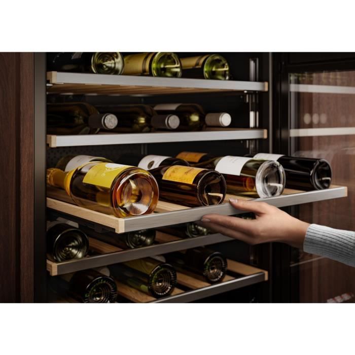 Bodega de vinos empotrable bajo encimera Electrolux - EWUS052B5B - 52 botellas - Controles electrónicos - Dimensiones de empotramiento: Alto 822 x Ancho 600 x Profundidad 5