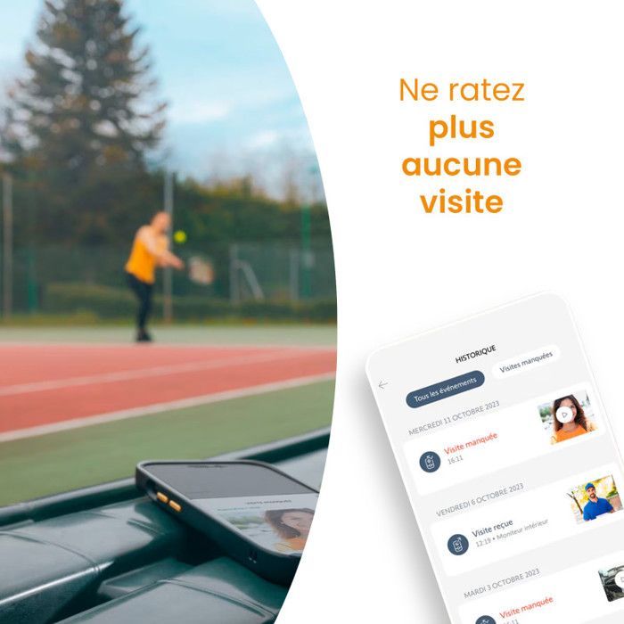 Videoportero conectado Somfy V500 Pro io, de montaje en superficie, alimentado por la red eléctrica, con vídeo HD e interoperabilidad con sistemas de domótica.