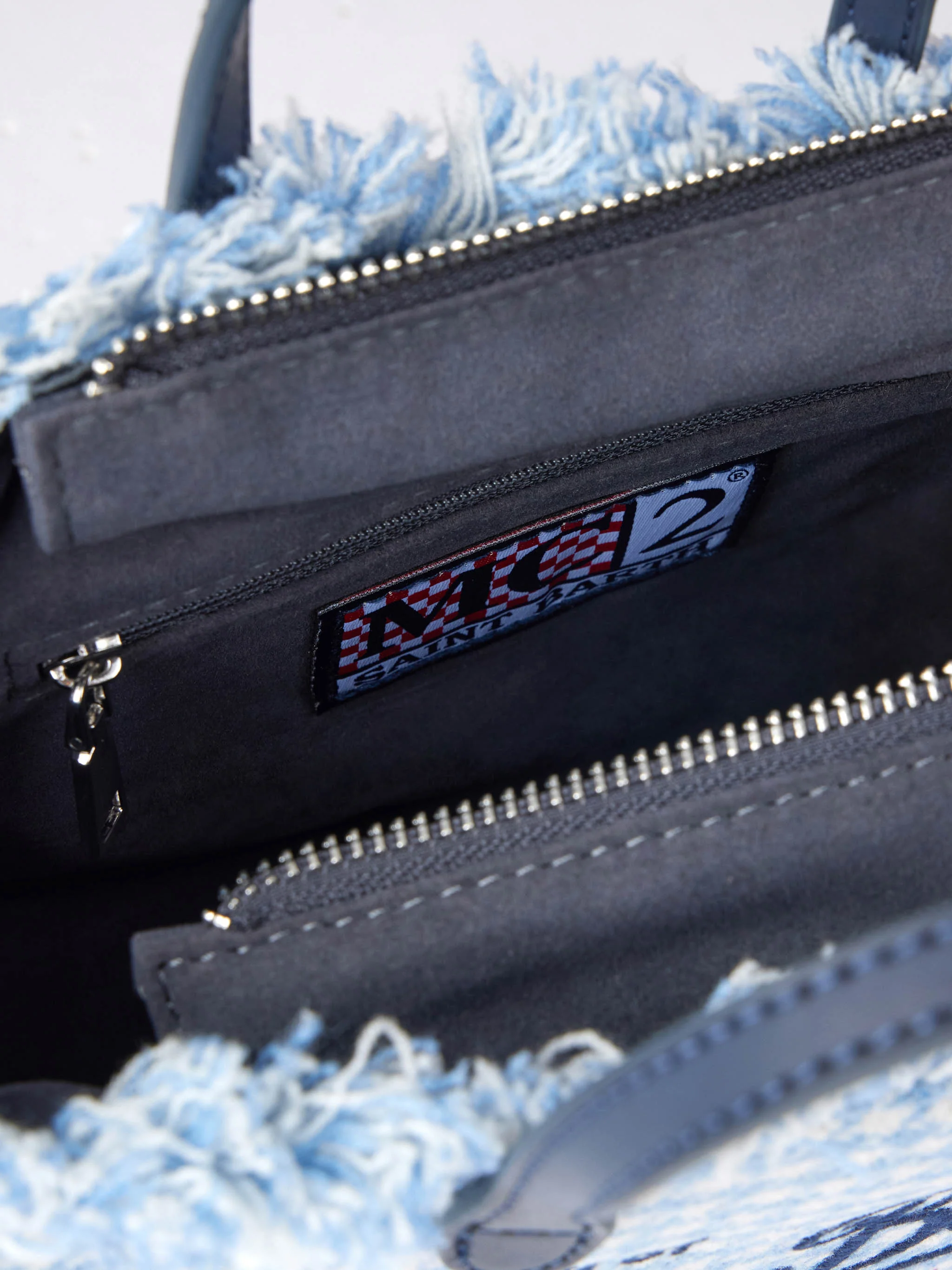 Mini bolso de mano Vanity Wooly - Azul claro brillante con estampado Pied de Poule, bolsillo con cremallera y correa de hombro desmontable | MC2 Saint Barth