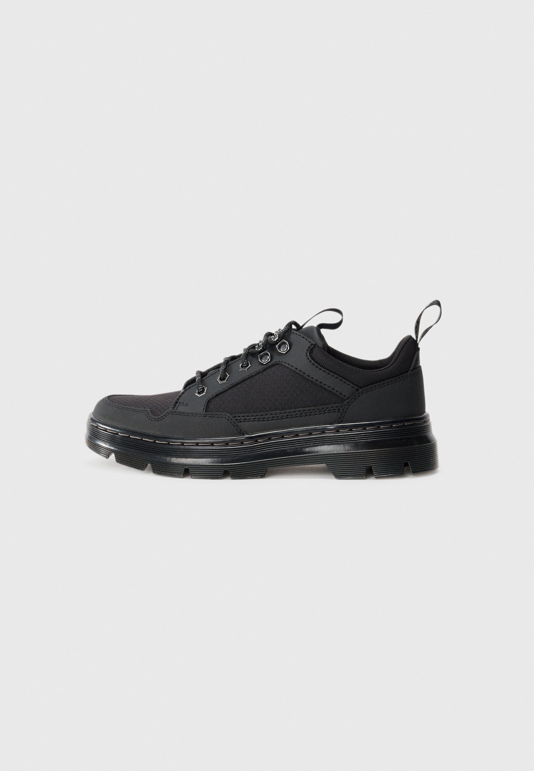 Dr. Martens REEDER MK UNISEX - Veterschoenen - zwart