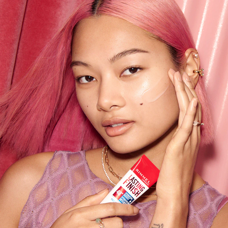 Dlhotrvajúci podkladový krém Rimmel Lasting Finish 48H Hydration Boost